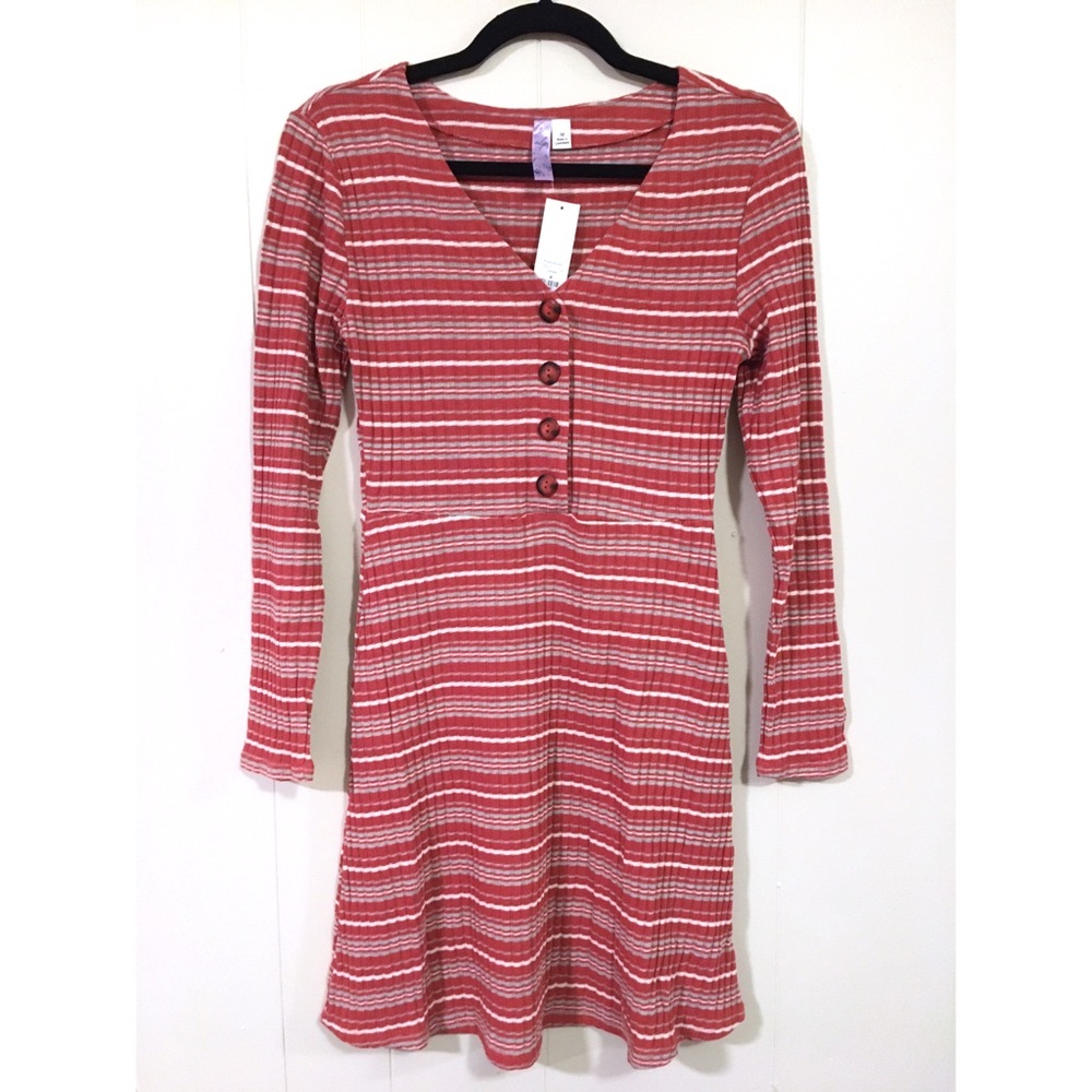 Alya Striped Button Front Dress - Picture 3 of 6